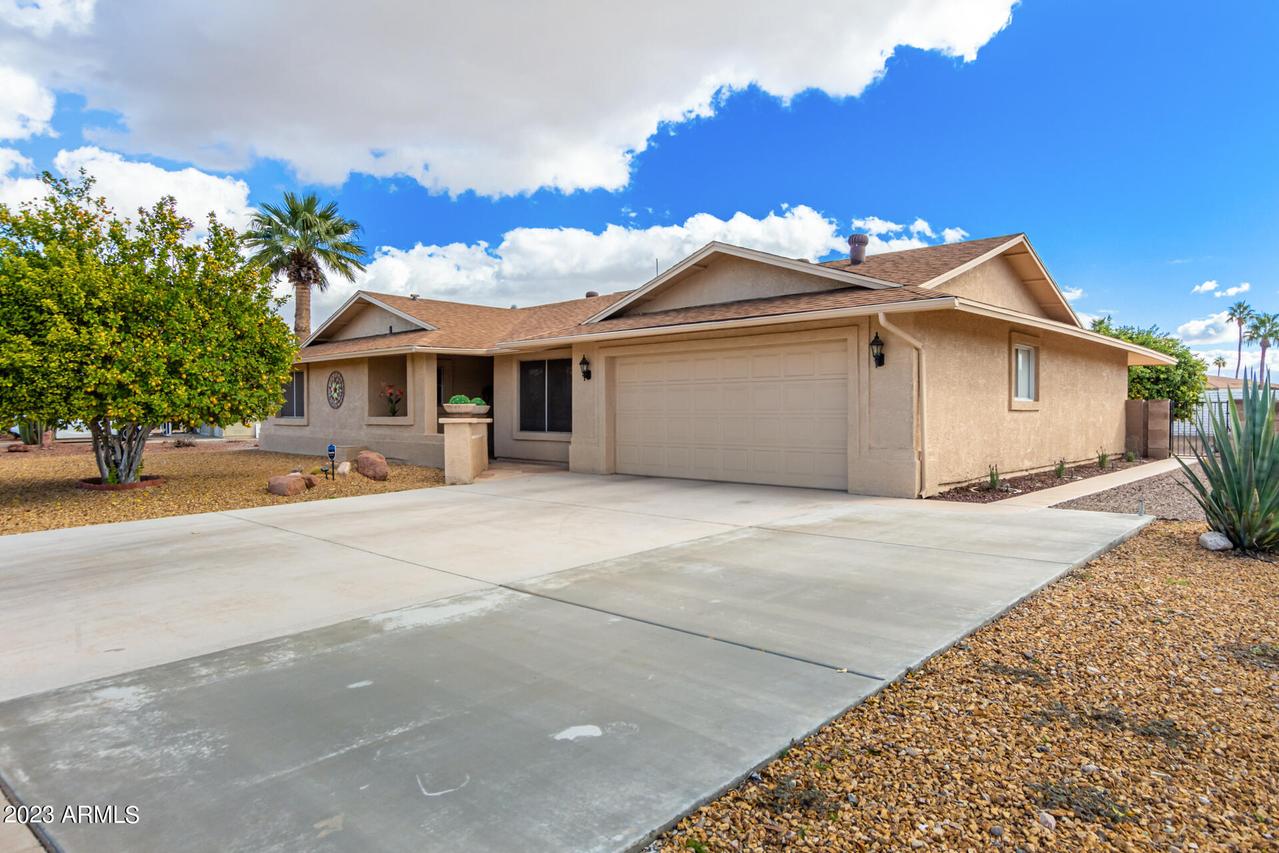 19617 N Sombrero Cir., Sun City, AZ 85373