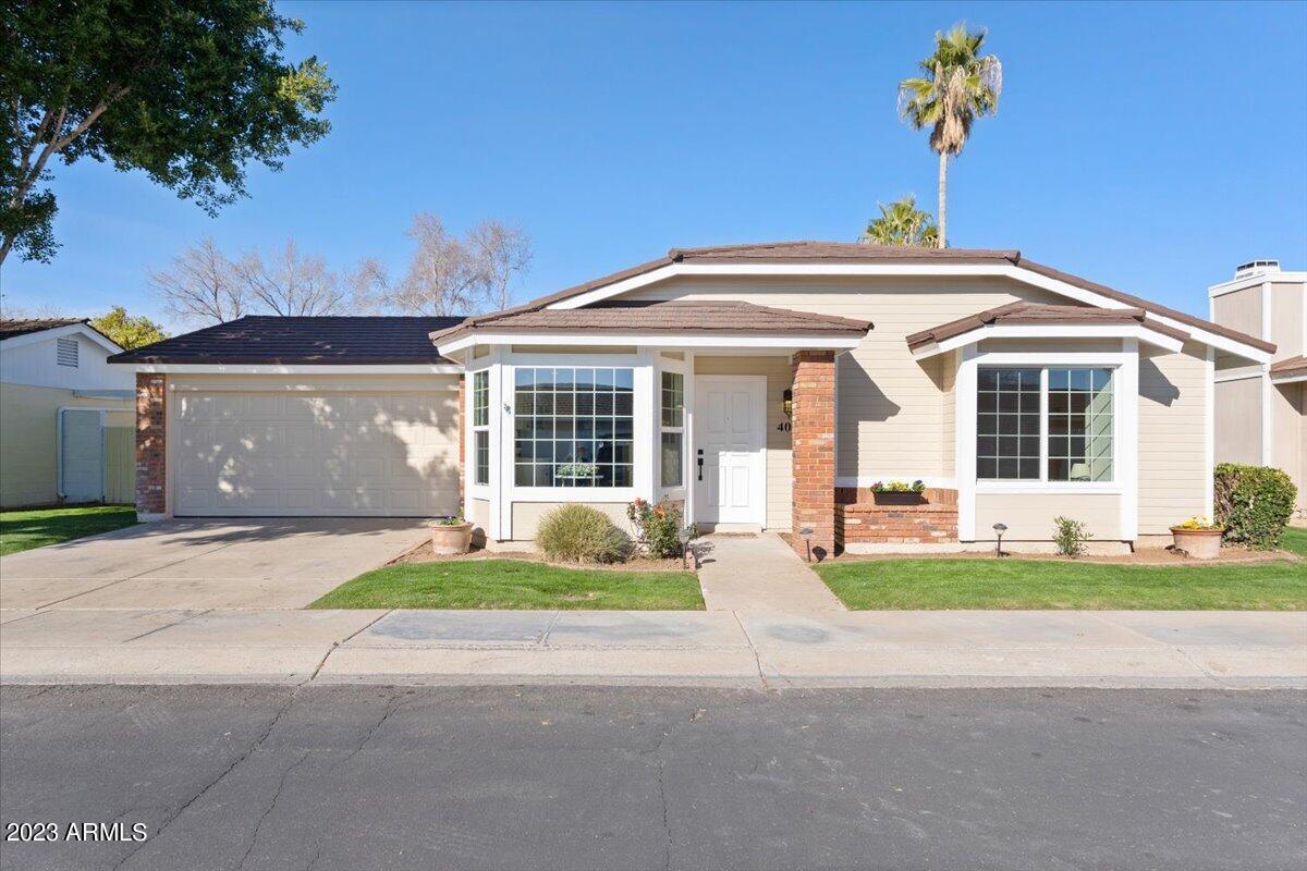 408 E Campo Bello Dr., Phoenix, AZ 85022