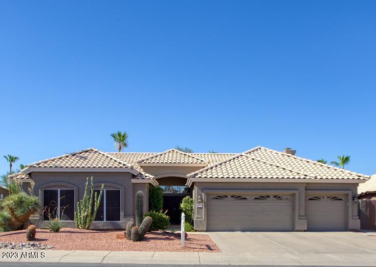 3885 E Amberwood Dr., Phoenix, AZ 85048