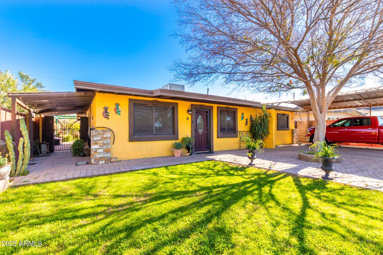 5631 S 15th Ave., Phoenix, AZ 85041