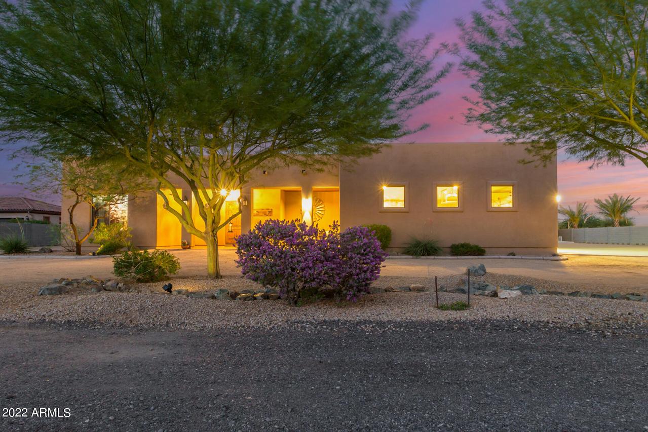 38825 N 29th Ave., Phoenix, AZ 85086