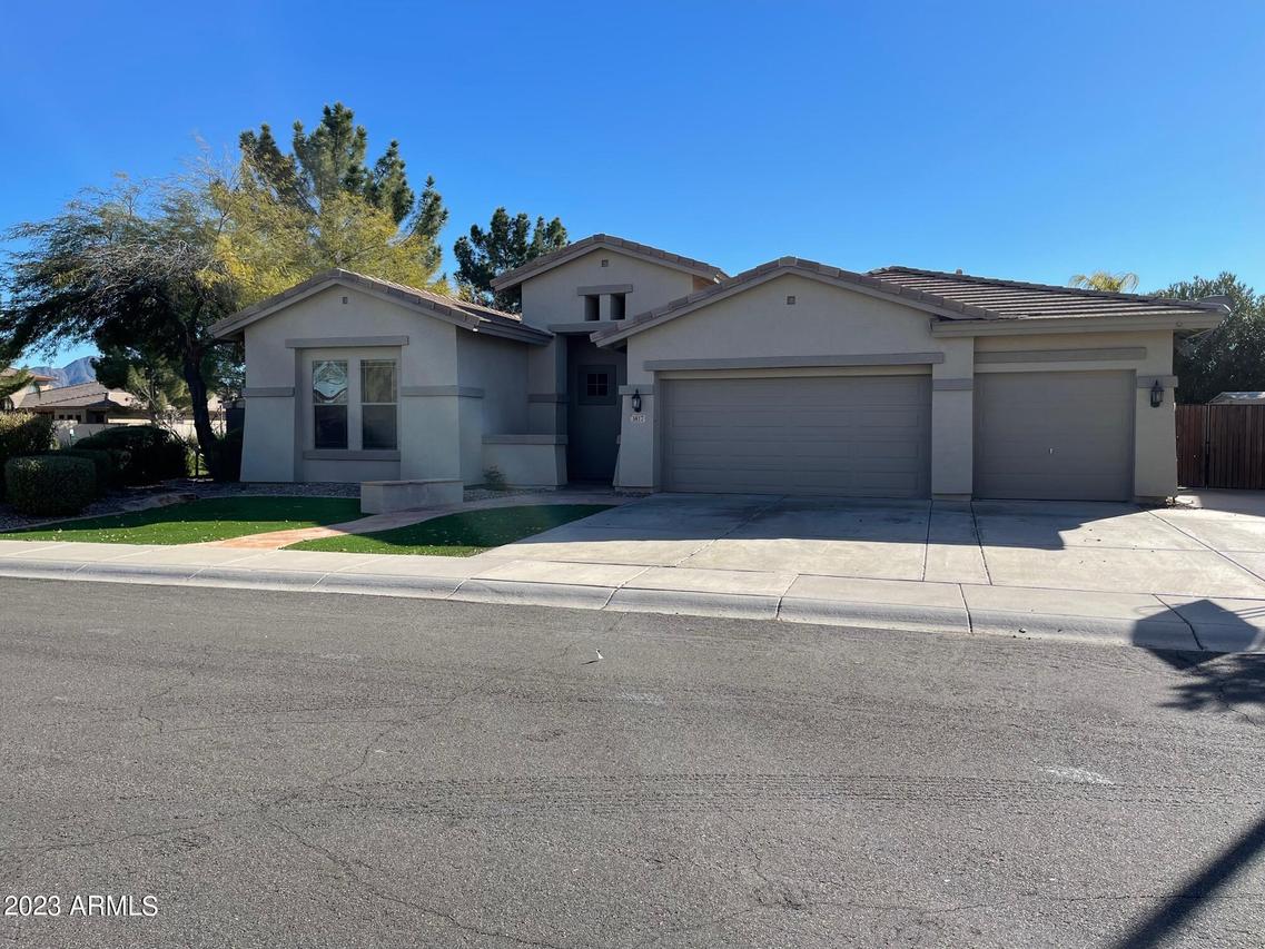 3817 E Taurus Pl., Chandler, AZ 85249