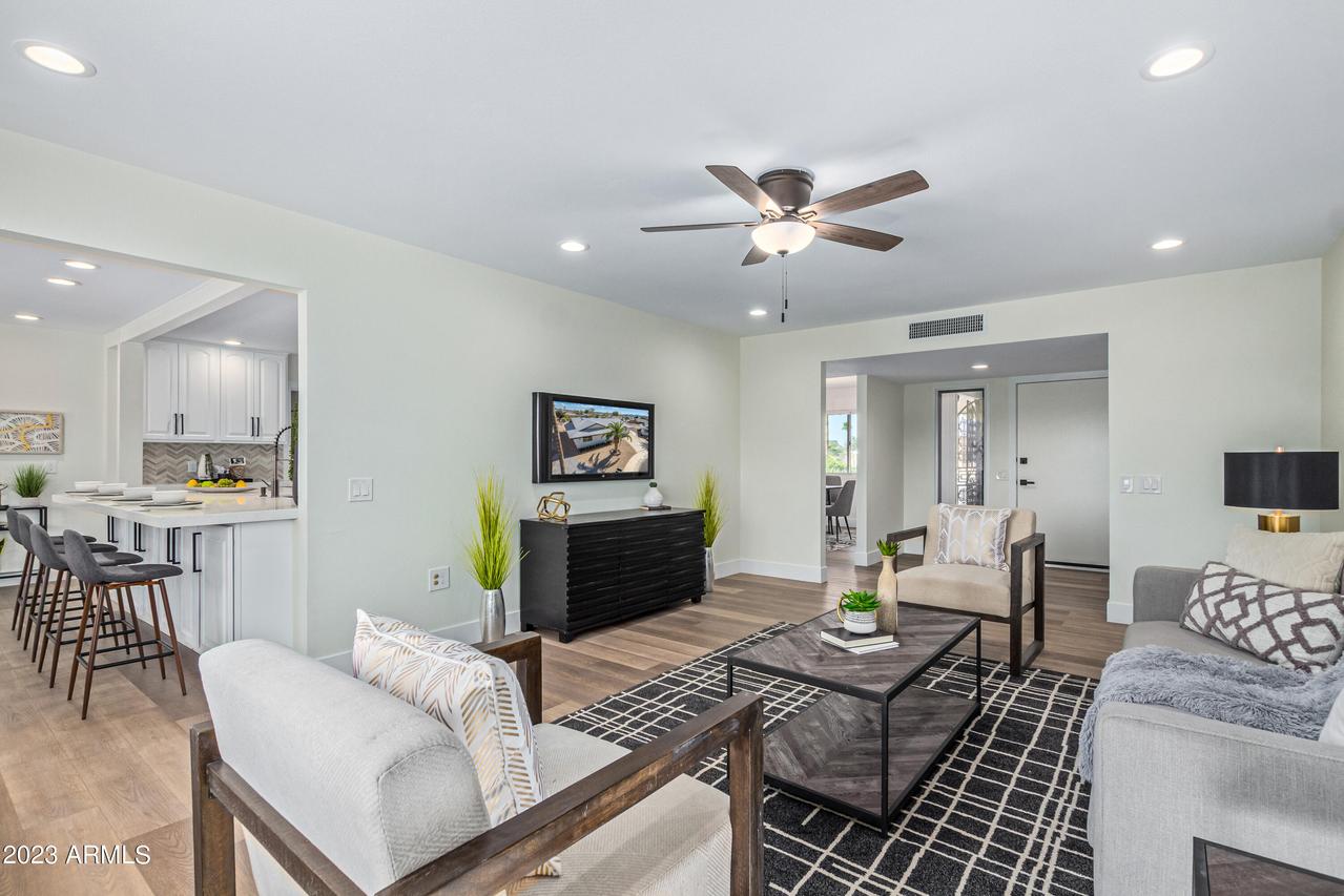 9863 W Picacho Ct., Sun City, AZ 85373