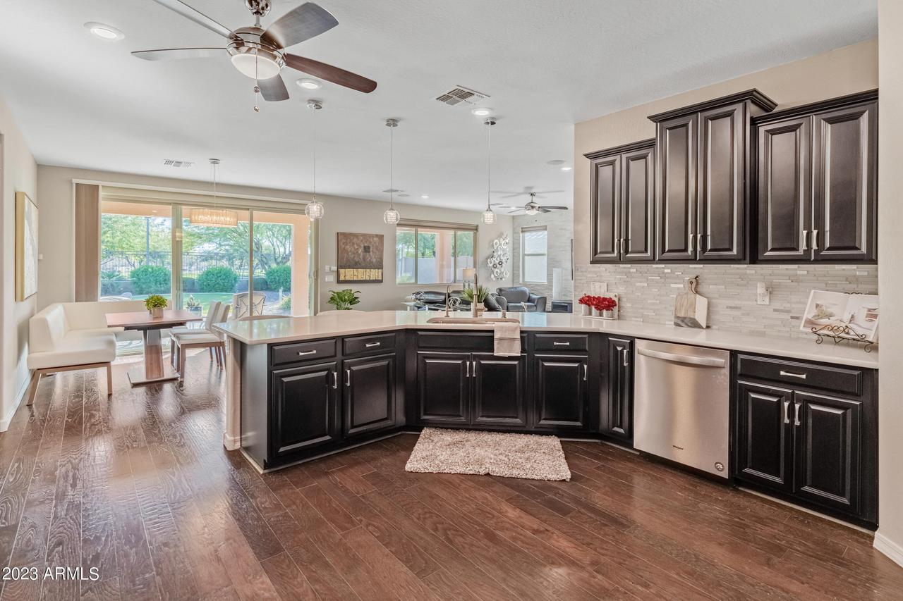 40653 W Walker Way, Maricopa, AZ 85138