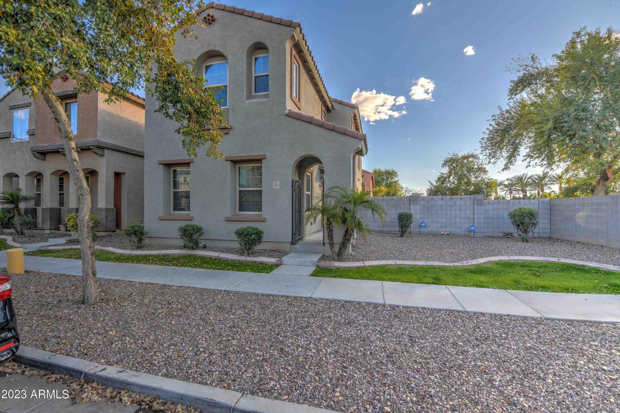 7777 W Bonitos Dr., Phoenix, AZ 85035