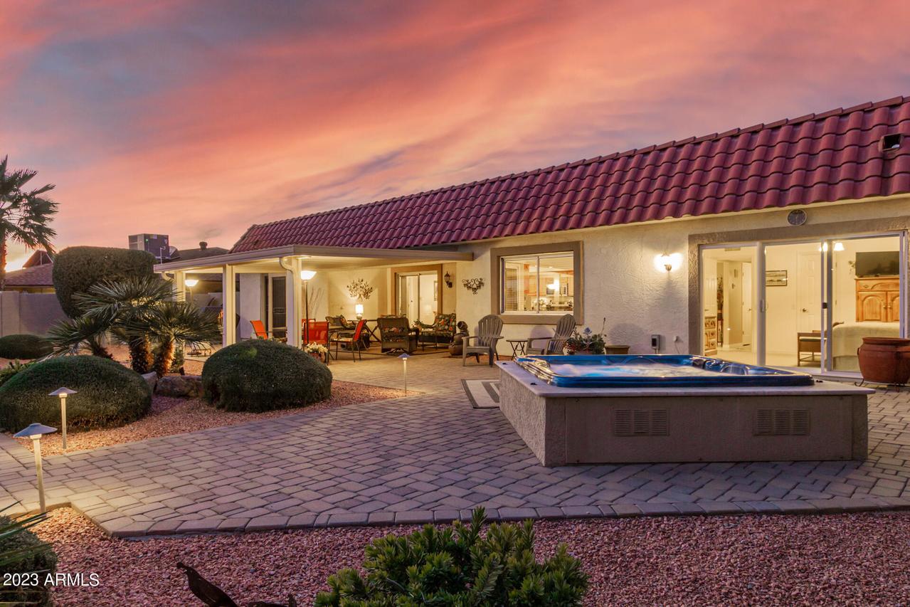9623 W Cottonwood Dr., Sun City, AZ 85373