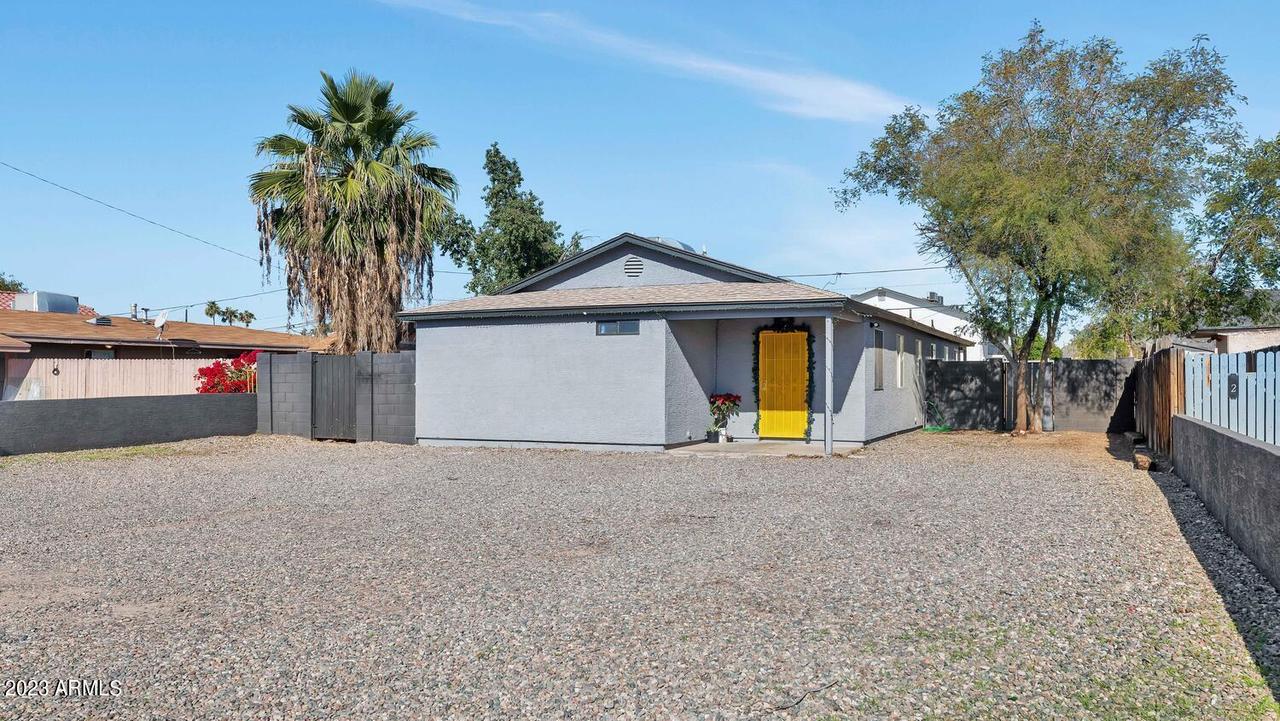 1724 W Carol Ave., Phoenix, AZ 85021