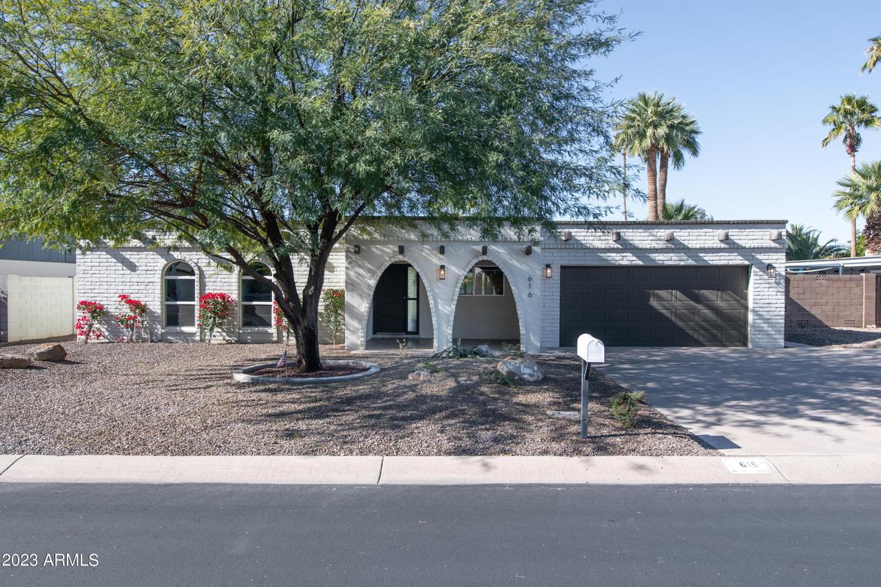 616 S Clearview Ave., Mesa, AZ 85208