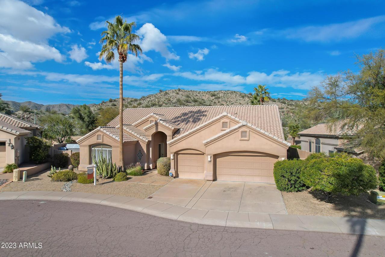 3006 E Dry Creek Rd., Phoenix, AZ 85048
