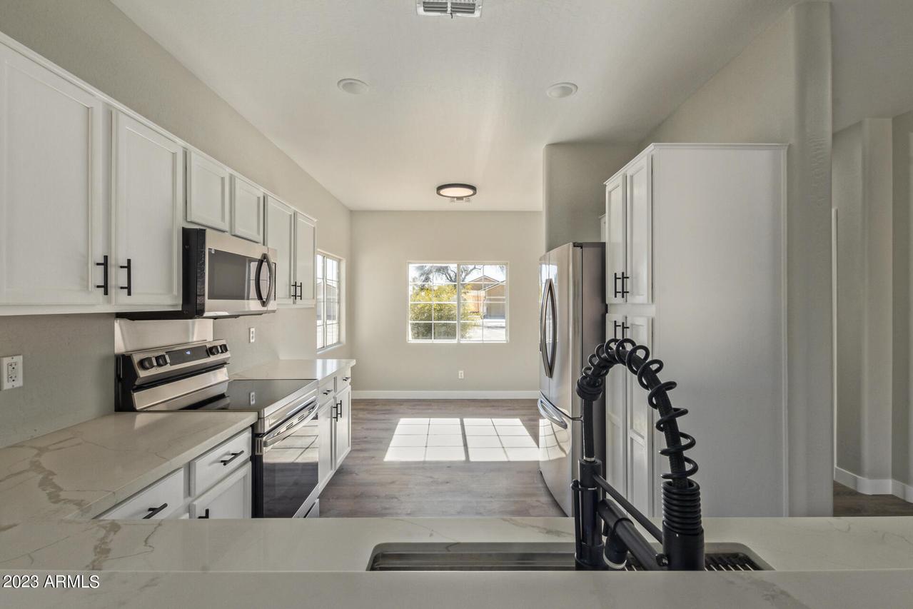 15370 W Acapulco Ln., Surprise, AZ 85379