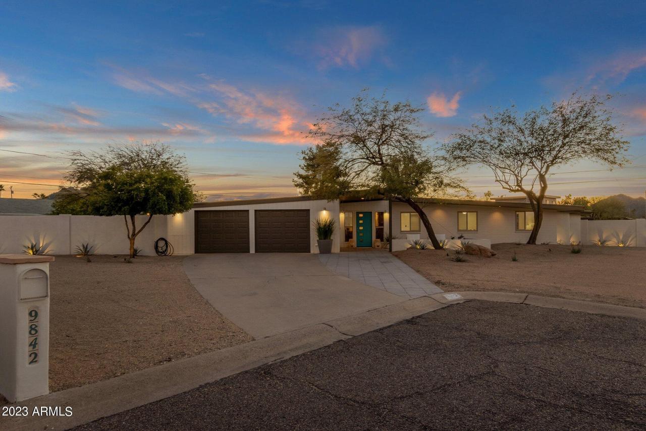 9842 N 33rd Pl., Phoenix, AZ 85028