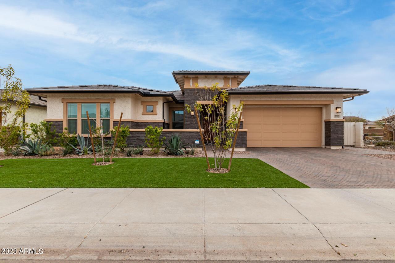 11721 W Luxton Ln., Avondale, AZ 85323