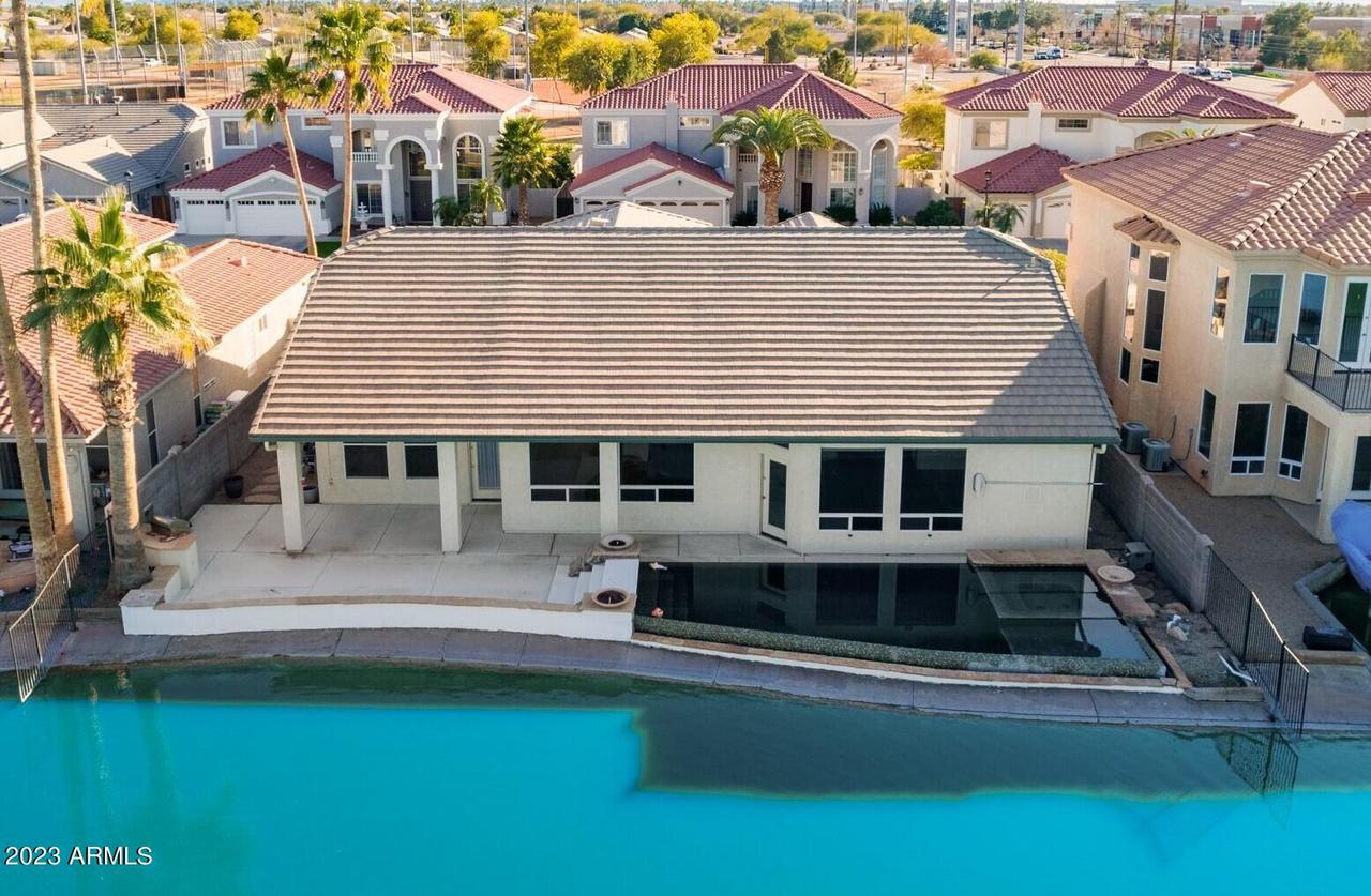 1560 W Commerce Ave., Gilbert, AZ 85233