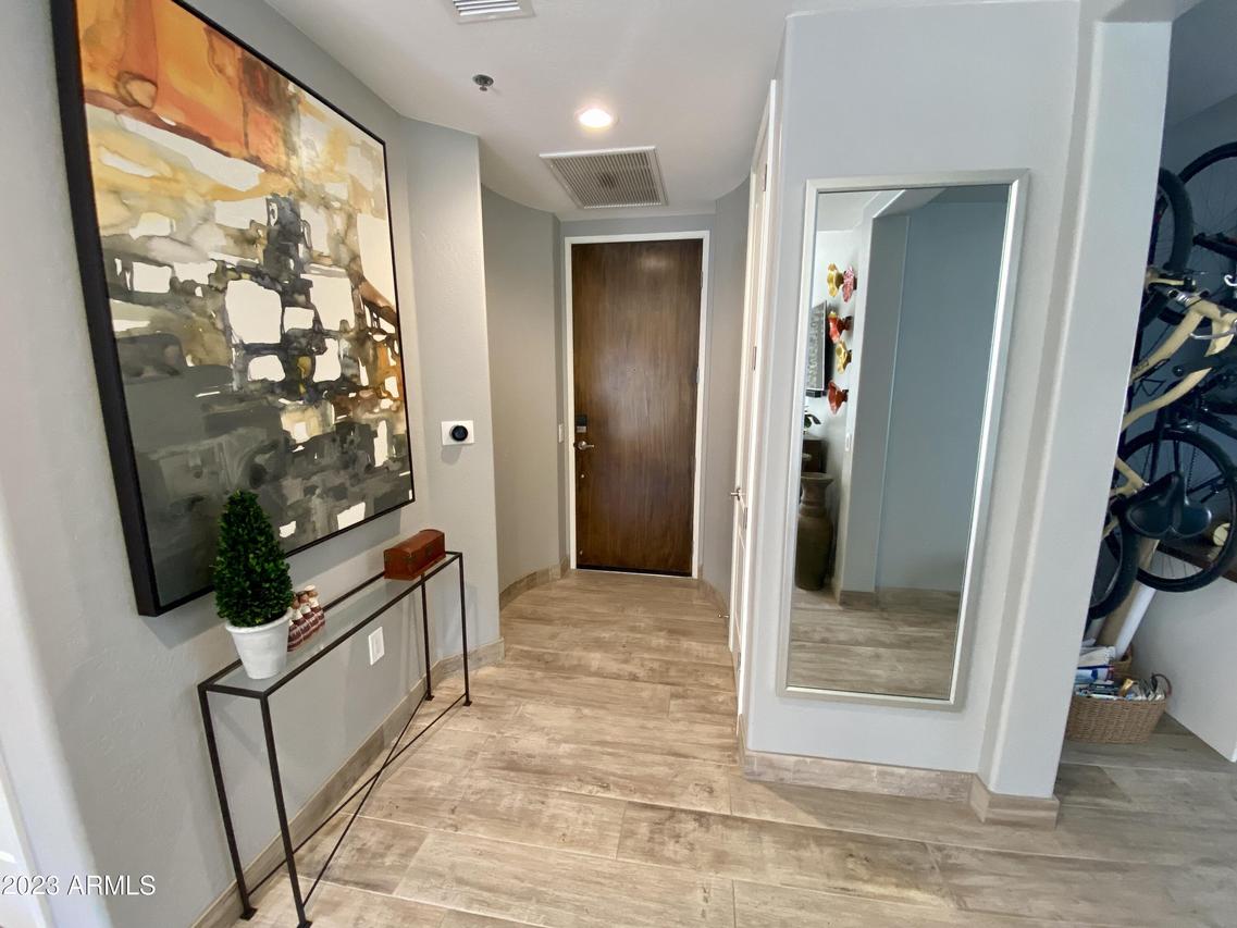 17 W Vernon Ave. #401, Phoenix, AZ 85003