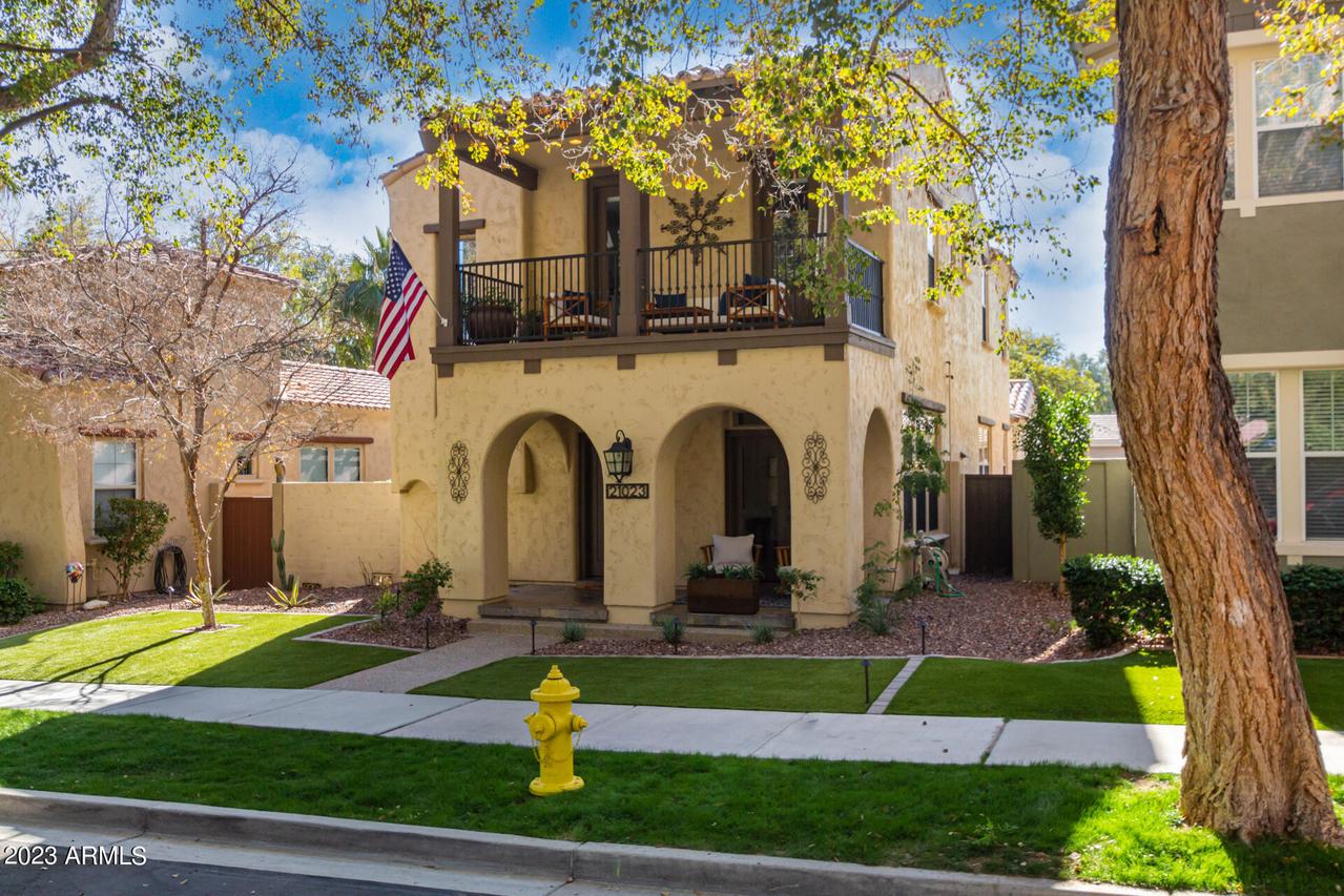 21023 W Prospector Way, Buckeye, AZ 85396