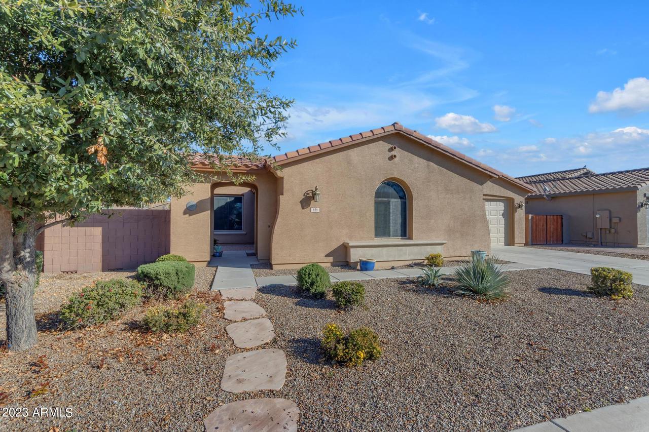 658 W Yellow Wood Ave., San Tan Valley, AZ 85140