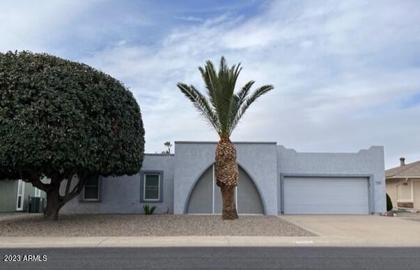 15826 N 110th Ave., Sun City, AZ 85351