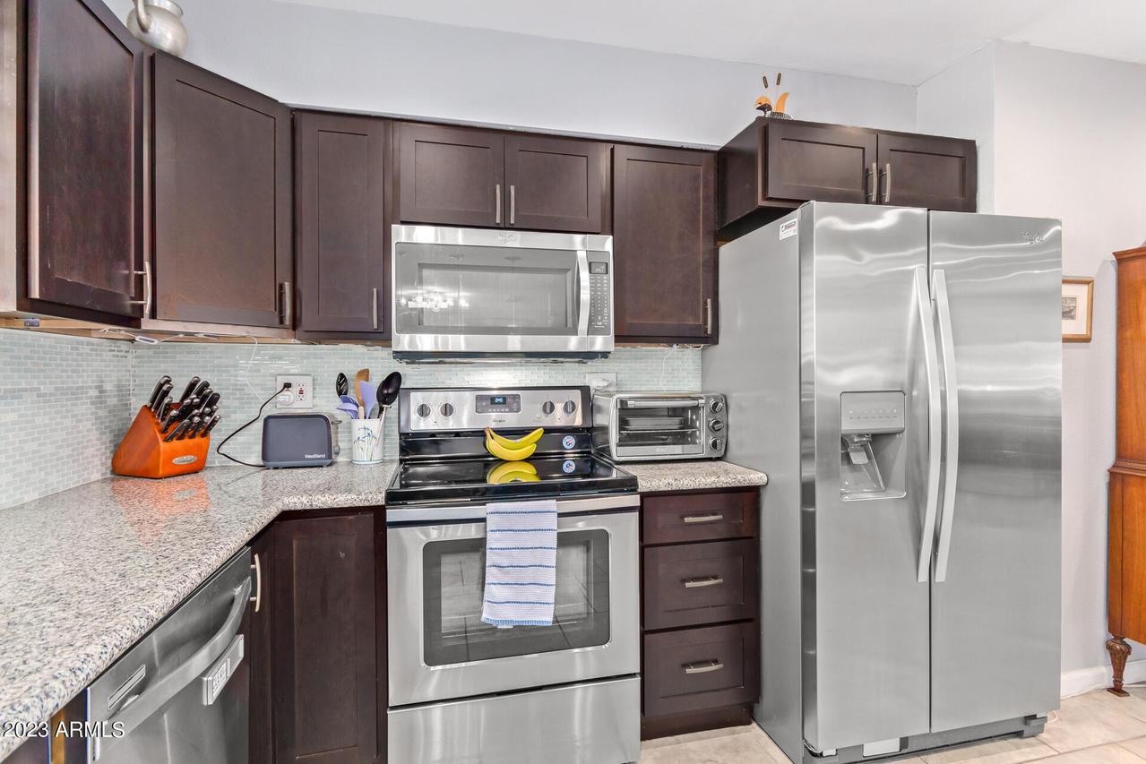 18245 N 99th Dr., Sun City, AZ 85373
