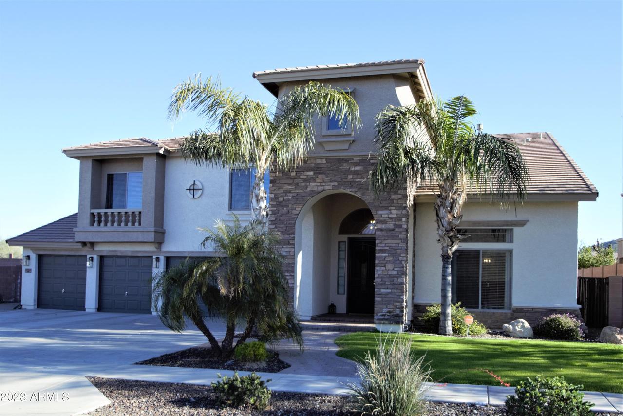 27213 N Gidiyup Tr., Phoenix, AZ 85085