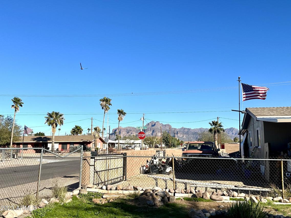 2449 W Ohio St., Apache Junction, AZ 85120
