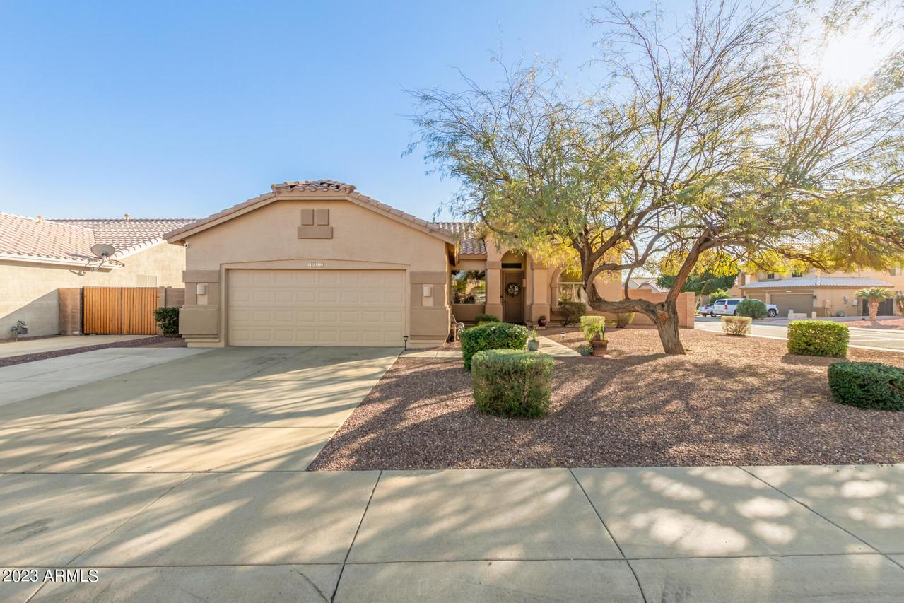 9023 W Melinda Ln., Peoria, AZ 85382