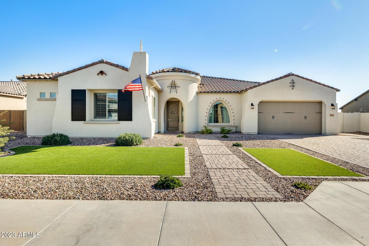 9281 W Villa Chula, Peoria, AZ 85383