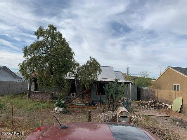 8132 E 3rd Ave., Mesa, AZ 85208