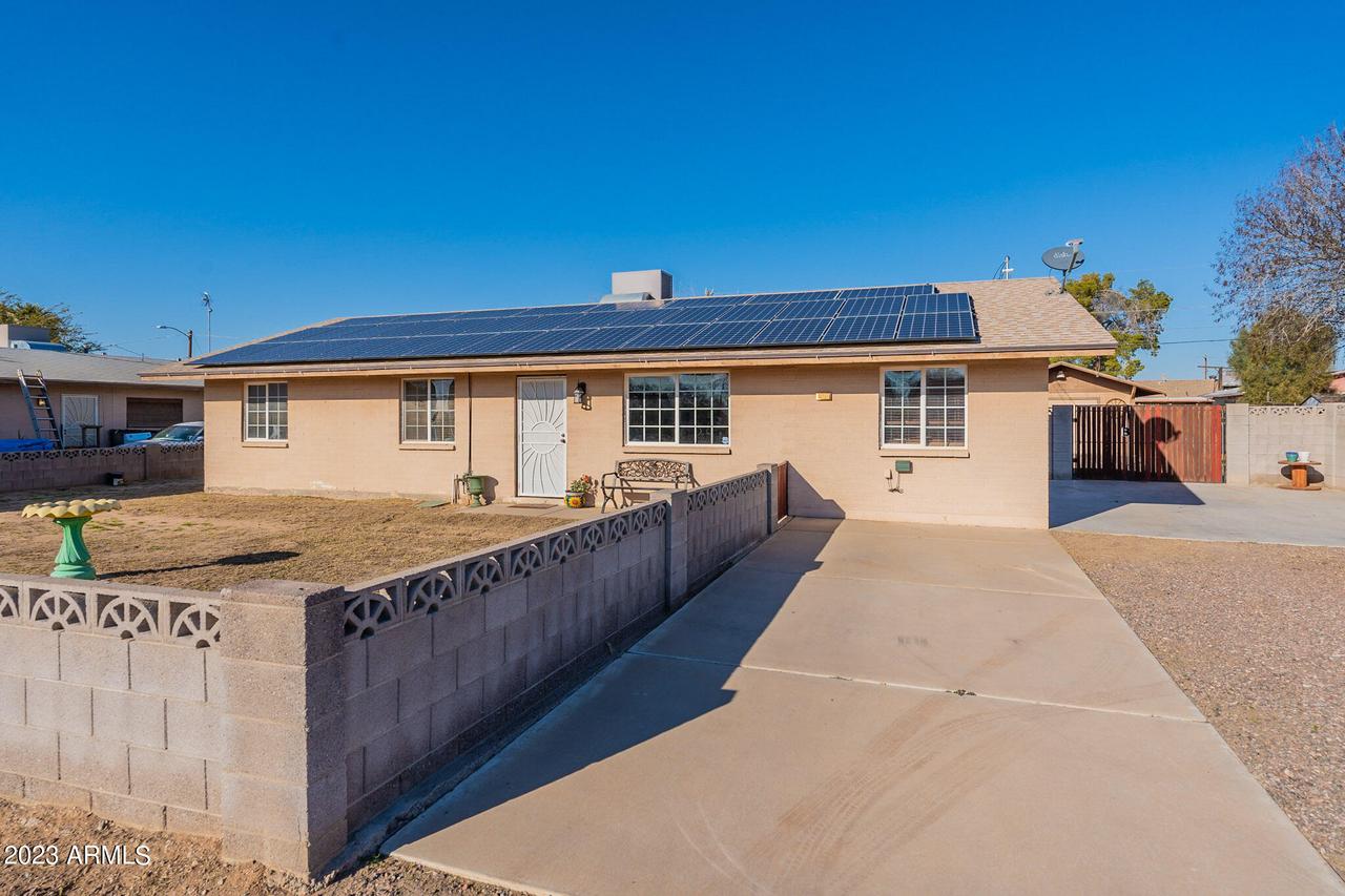 112 E 3rd Ave., Buckeye, AZ 85326