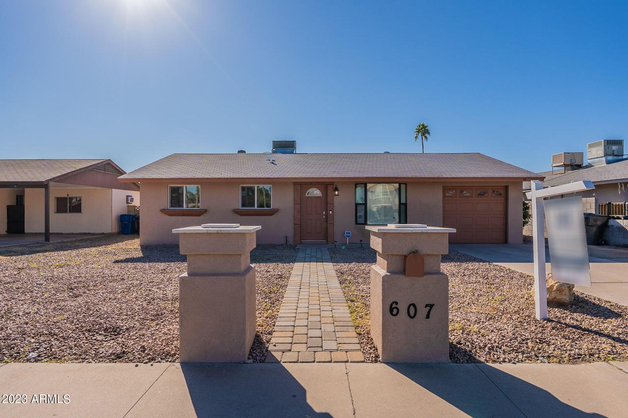 607 W 8th Ave., Mesa, AZ 85210