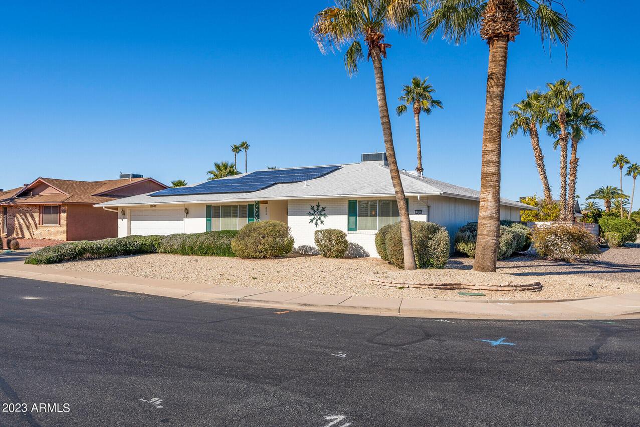12802 W Flagstone Dr., Sun City West, AZ 85375