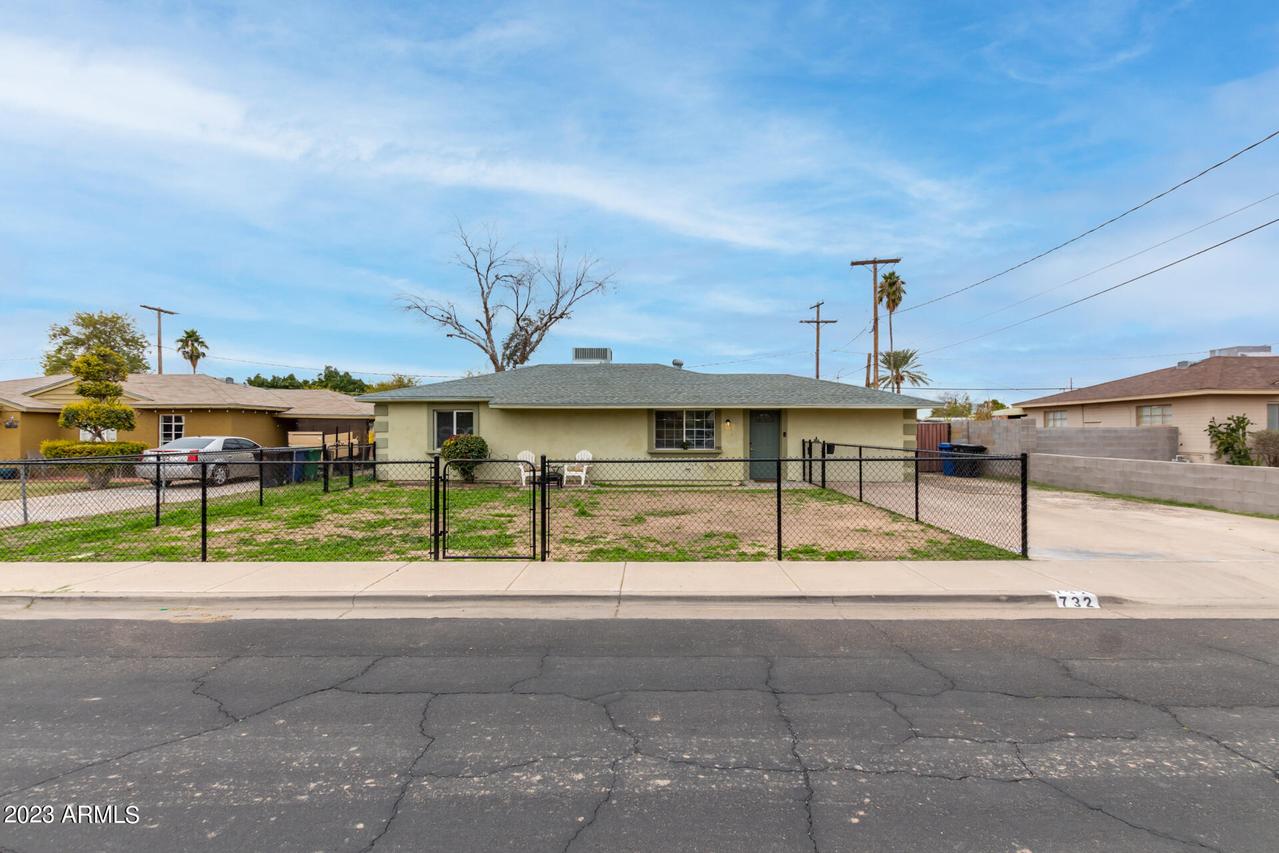 732 S Lewis, Mesa, AZ 85210