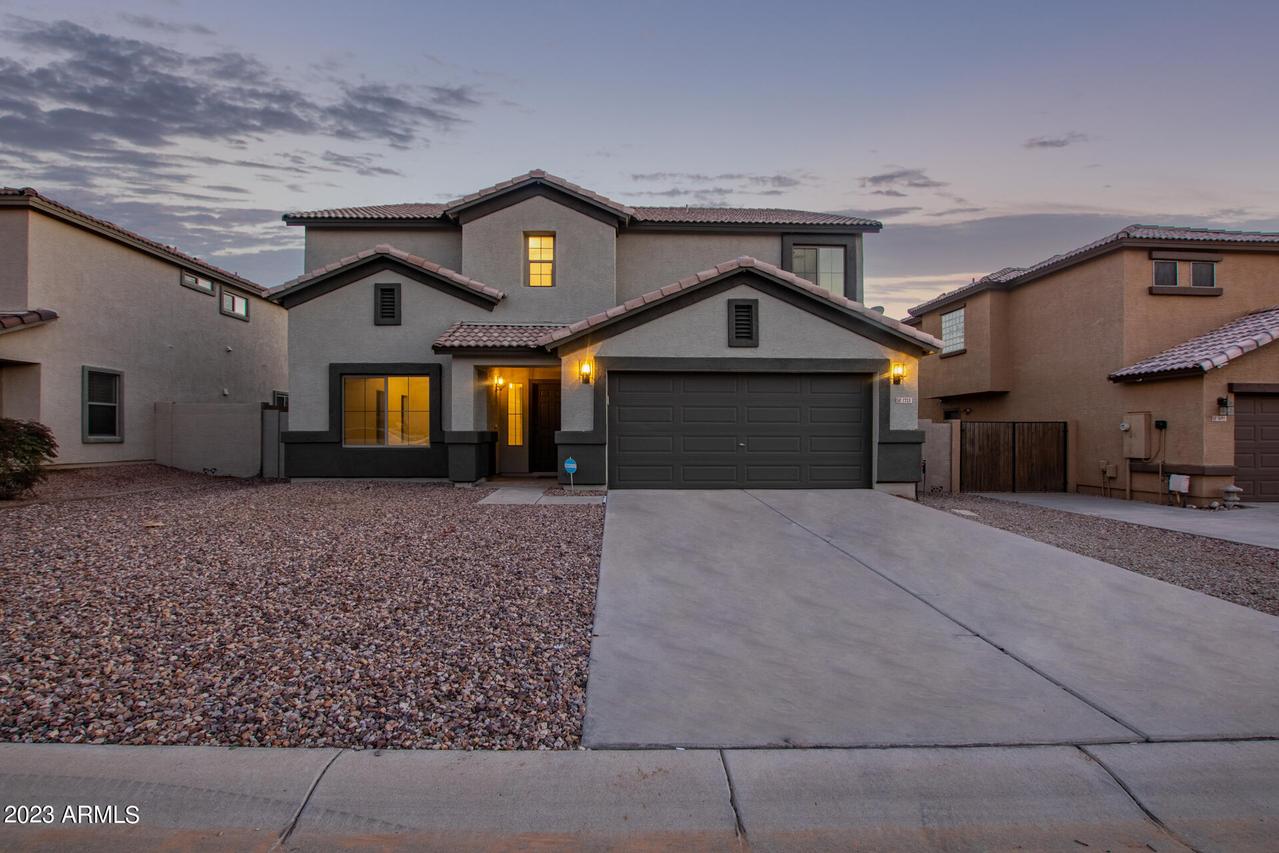 1713 E Oak Rd., San Tan Valley, AZ 85140