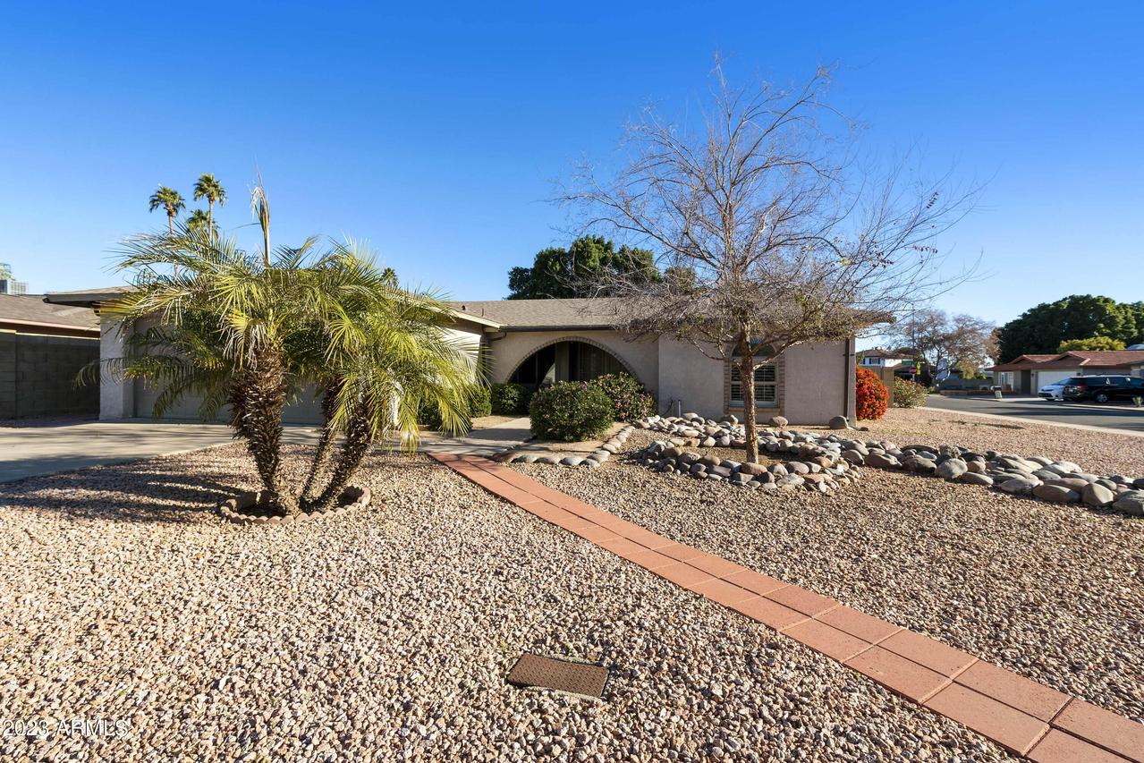 2718 W Nido Ave., Mesa, AZ 85202