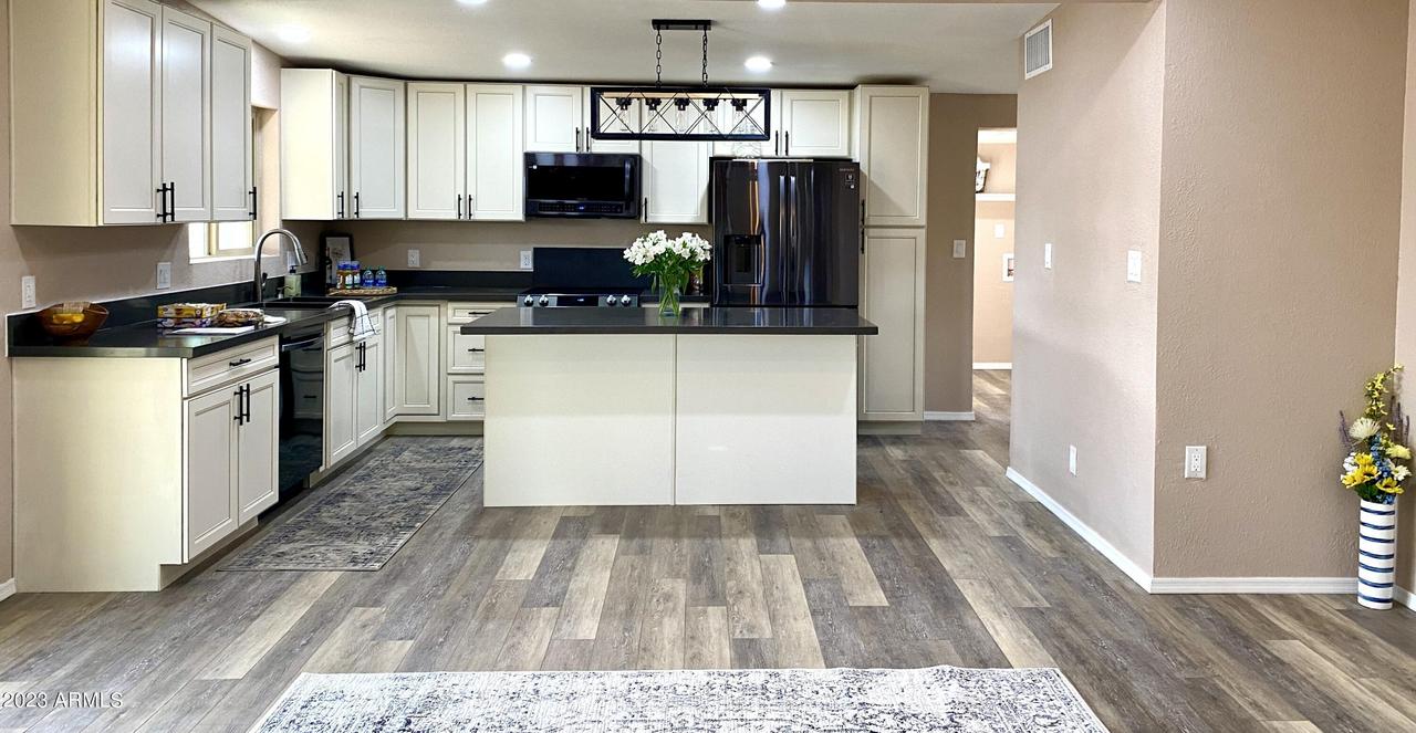 2864 Cardinal Dr., Sierra Vista, AZ 85635