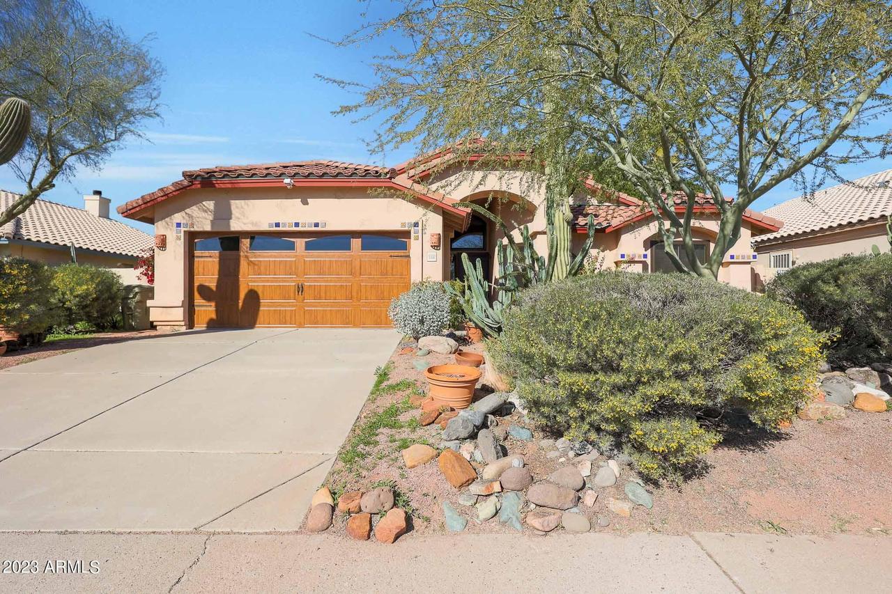 5332 W Oraibi Dr., Glendale, AZ 85308