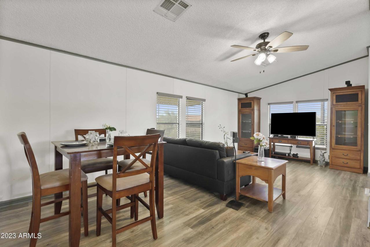 1138 S Cortez Rd., Apache Junction, AZ 85119