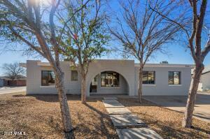 2301 W Windrose Dr., Phoenix, AZ 85029