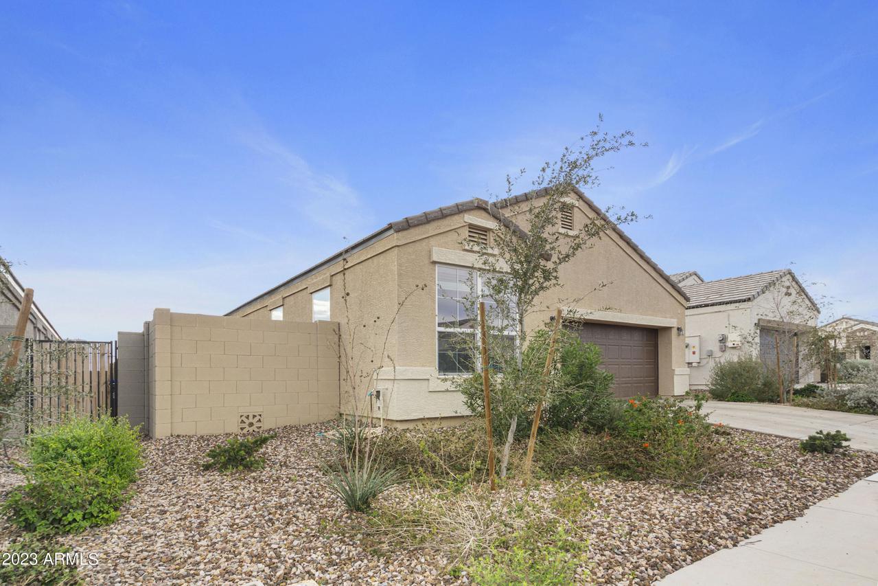 8529 W Candlewood Way, Florence, AZ 85132