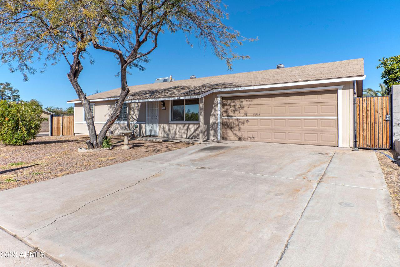 3820 E Captain Dreyfus Ave., Phoenix, AZ 85032