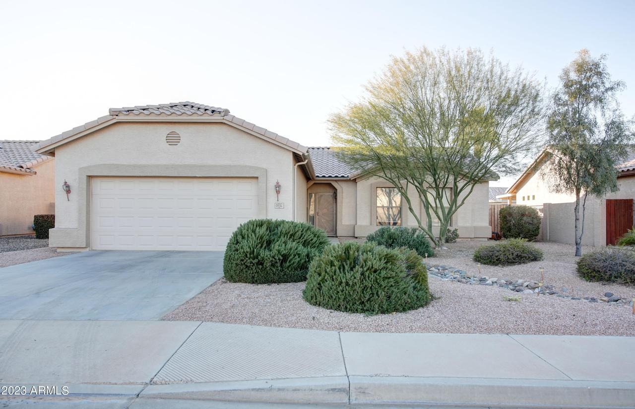 6932 S Nantucket St., Chandler, AZ 85249