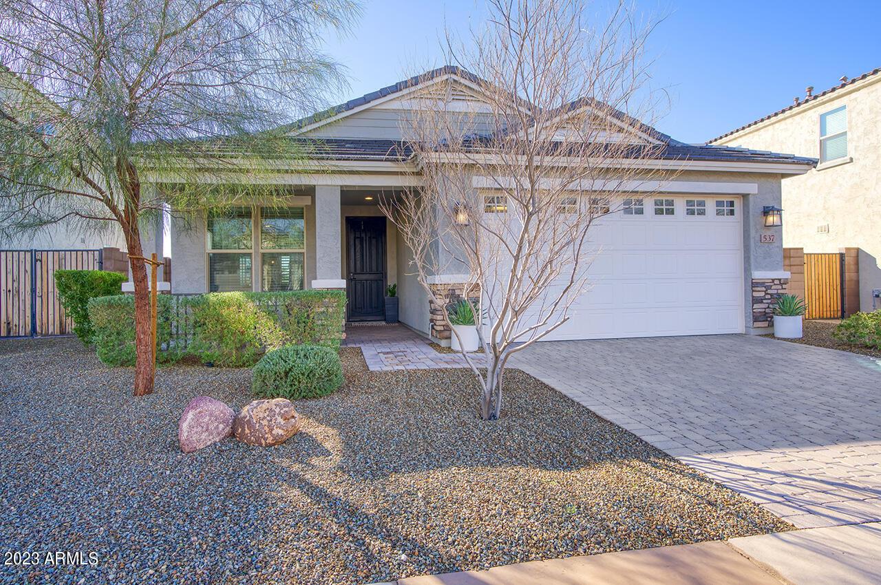 537 E Balao Dr., Phoenix, AZ 85085
