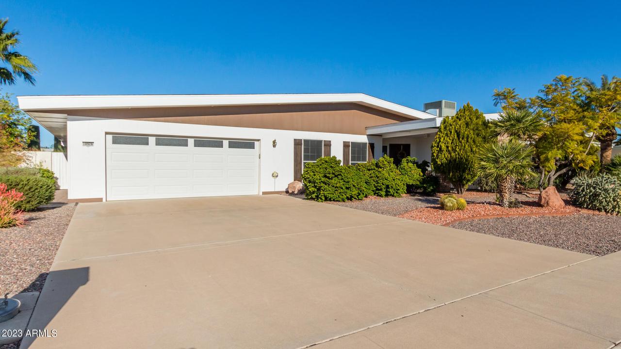 10926 W Jacaranda Dr., Sun City, AZ 85373