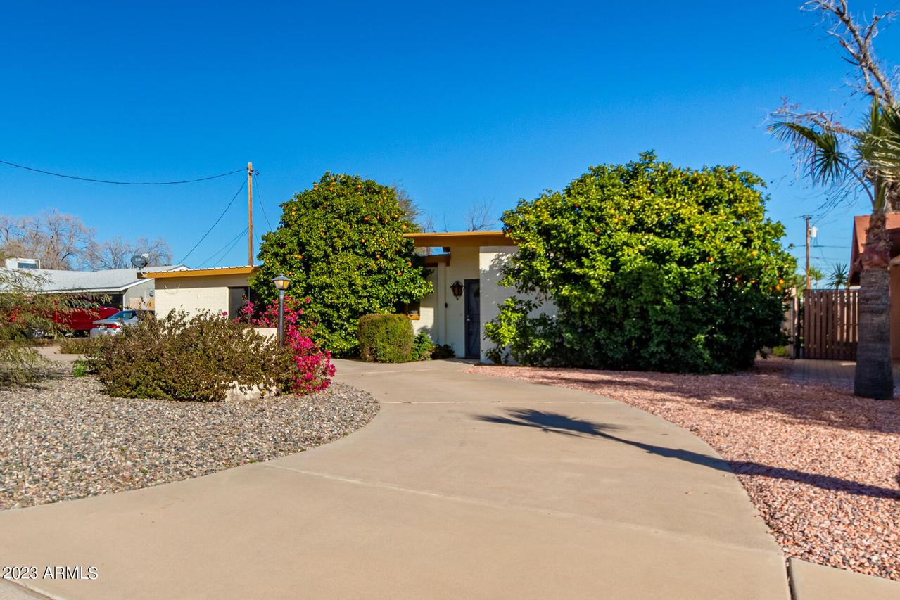 10629 N 81st Ave., Peoria, AZ 85345