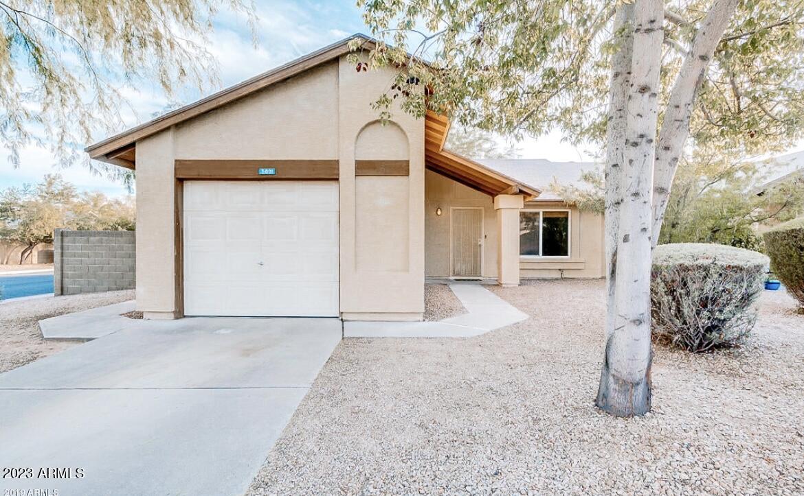 5601 W Buffalo St., Chandler, AZ 85226