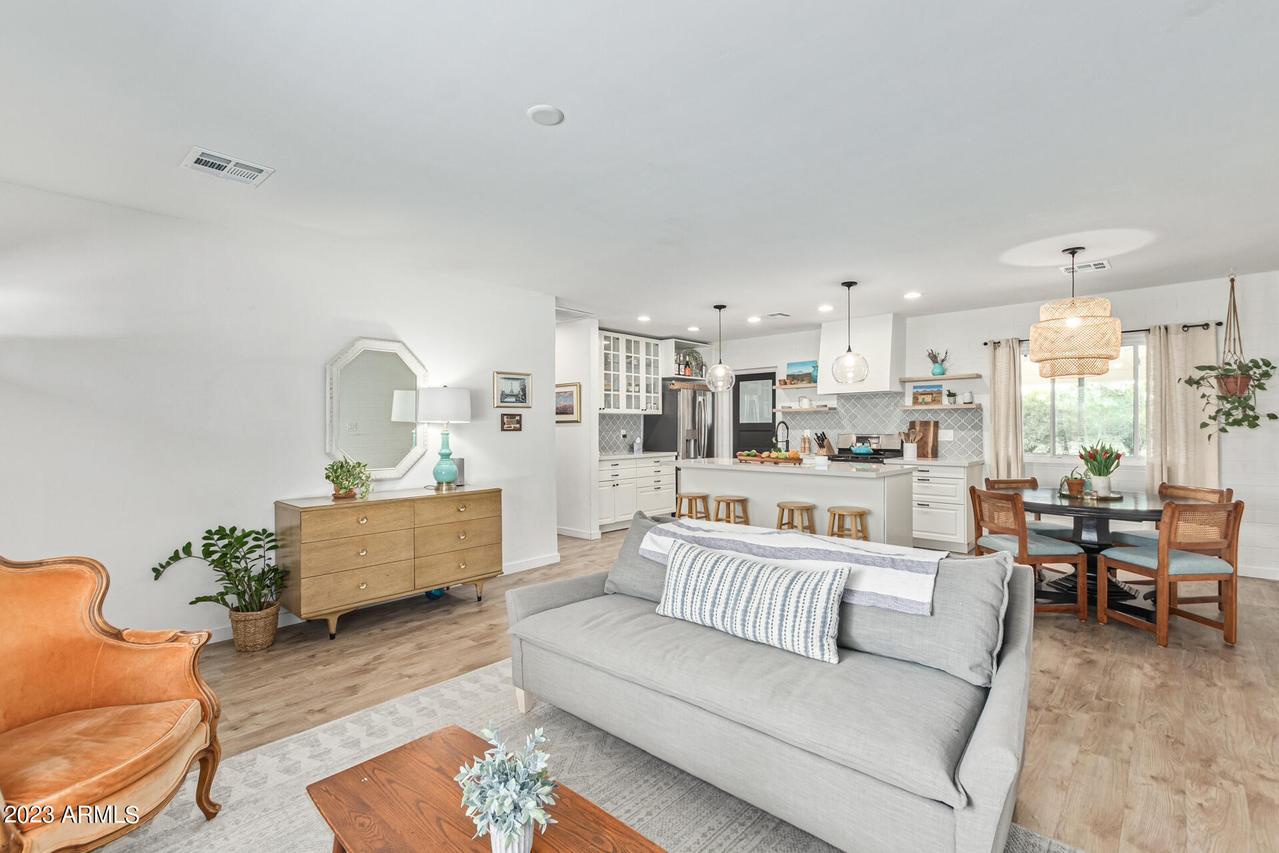 7644 N 12th Pl., Phoenix, AZ 85020