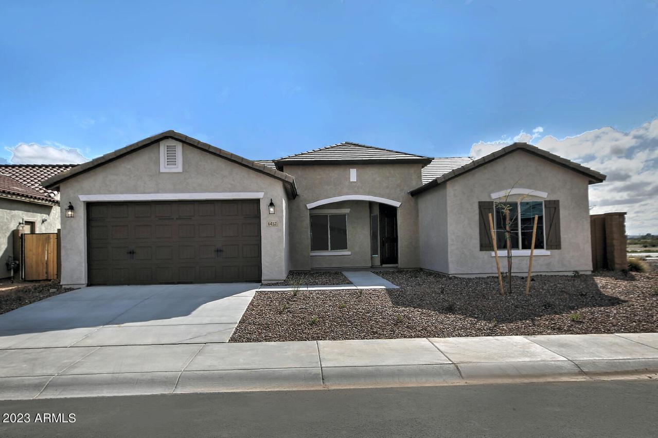 6437 W Springfield Way, Florence, AZ 85132