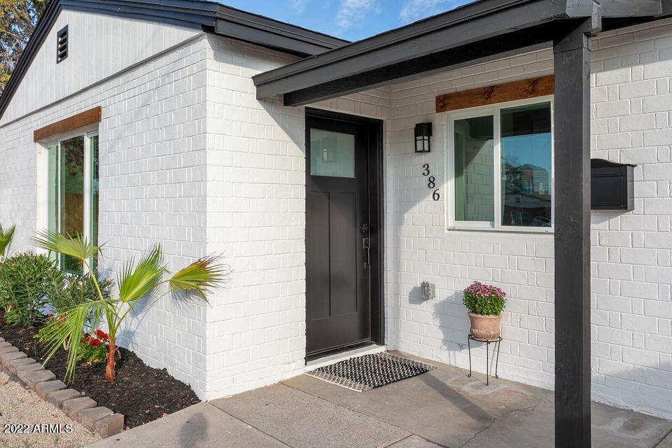 386 E Weldon Ave., Phoenix, AZ 85012