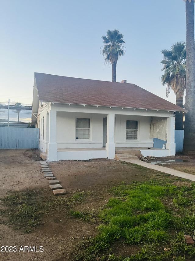 2105 W Madison St., Phoenix, AZ 85009