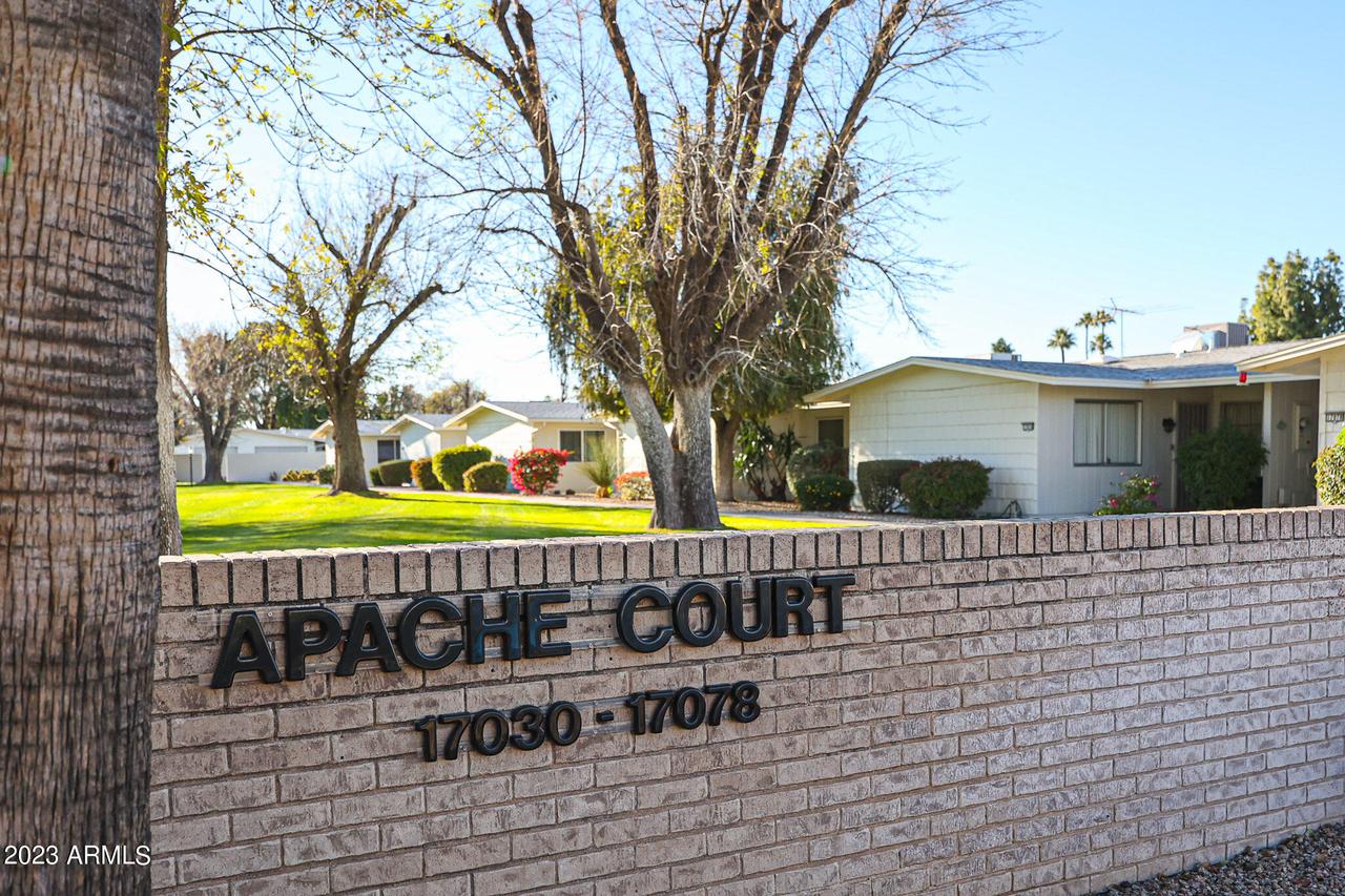 17062 N 105th Ave., Sun City, AZ 85373