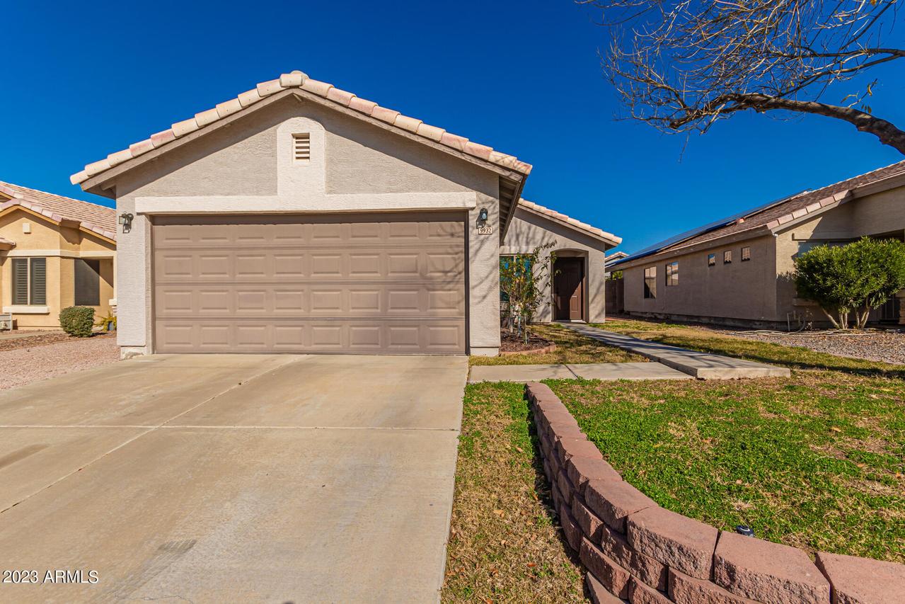 9932 E Diamond Ave., Mesa, AZ 85208